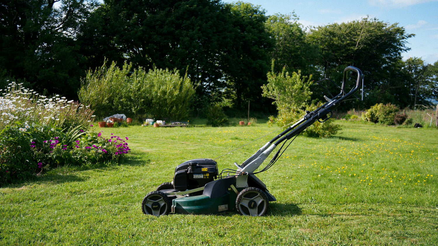 Lawn & Yard Equipment