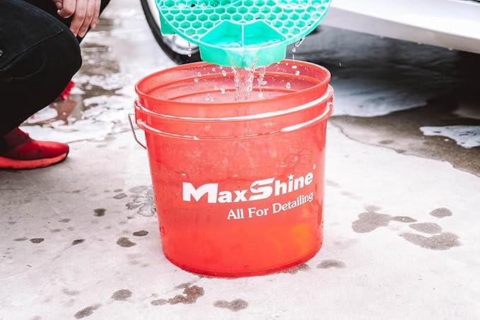 Maxshine 3.5 Gallon Universal Detailing Bucket (Red) – Car Wash Bucket for Scratch-Free Washing – Garage Storage & Auto Detailing Tool Holder – Holds Soap, Foam Cannon, Brushes, Microfiber Towels