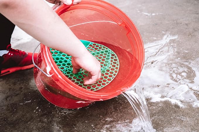 Maxshine 3.5 Gallon Universal Detailing Bucket (Red) – Car Wash Bucket for Scratch-Free Washing – Garage Storage & Auto Detailing Tool Holder – Holds Soap, Foam Cannon, Brushes, Microfiber Towels