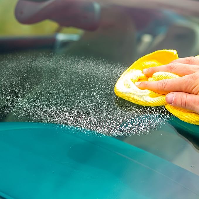 Invisible Glass 91163-5PK Premium Aerosol Glass Cleaner Spray for Car Windshields and Windows, Automotive and Home Window Cleaner, Streak-Free, Ammonia-Free, Tint-Safe – 15 oz (Pack of 5)